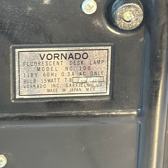 Vintage Vornado Adjustable Fluorescent Desk Workshop Lamp Light Works Model 100 - Picture 9 of 9